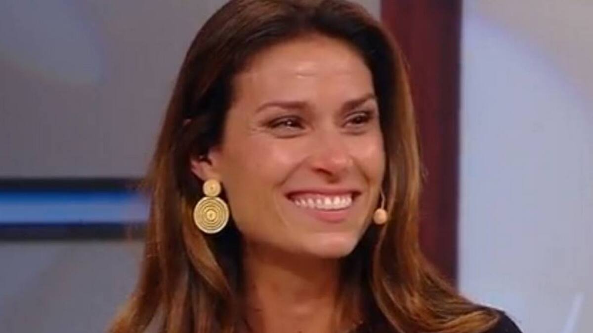 Carolina Escobar se emocionó por especial visita en el “Buenos Días a Todos”