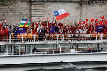 VIDEO | No se vio por TV: así fue el paso del Team Chile por la Ceremonia Inaugural de París 2024