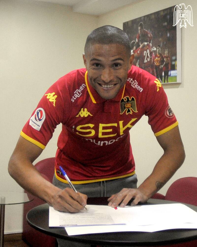 Leandro Benegas fue oficializado como nuevo refuerzo de Unión Española.