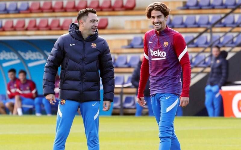 , canterano del Barcelona, vuelve al Betis tras su préstamo en Arabia Saudita. (Foto: @AlexCollado)