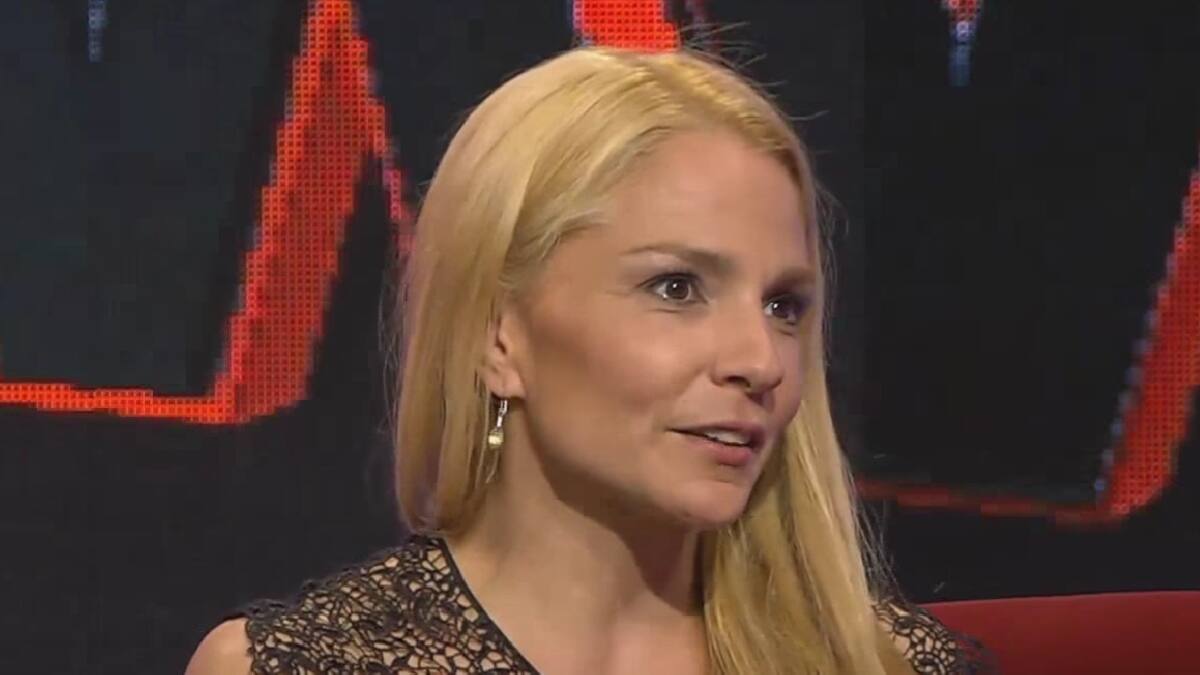 Quién es Úrsula Achterberg, actriz chilena que terminó trabajando como malabarista en las calles