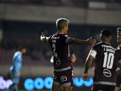 La Serena lo ganó en los descuentos y dejó a Iquique como colista del Campeonato Nacional