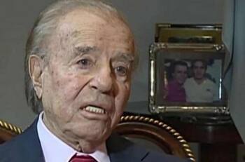 Carlos Menem fue internado por sangrado en una sonda vesical