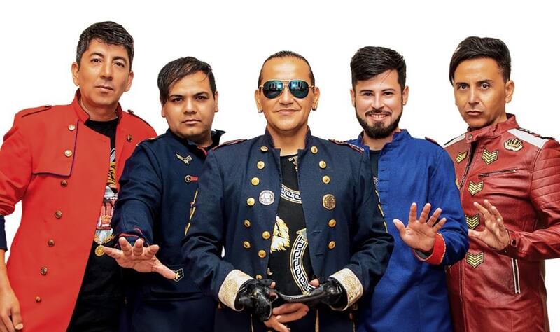 se formó en Iquique en 1995.