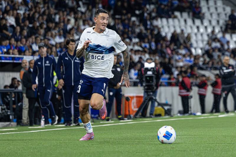 El lateral jugaría su último partido en la UC este sábado. Foto: Felipe Escobedo.