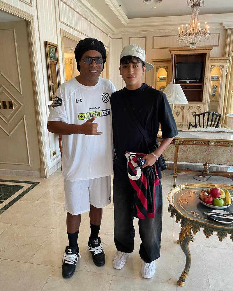 Alonso Vidal conoció a Ronaldinho