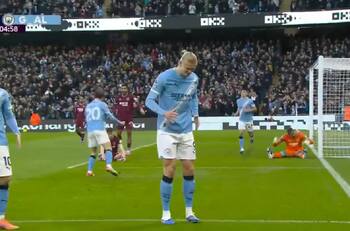 VIDEO | ¡Celebró como Androide! Erling Haaland se demoró 5 minutos en marcar para Manchester City