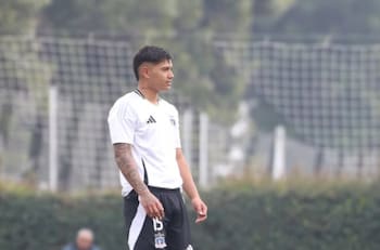 El canterano de Colo Colo que sueña con debutar ante Deportes Iquique: ya fue citado por Fernando Ortiz