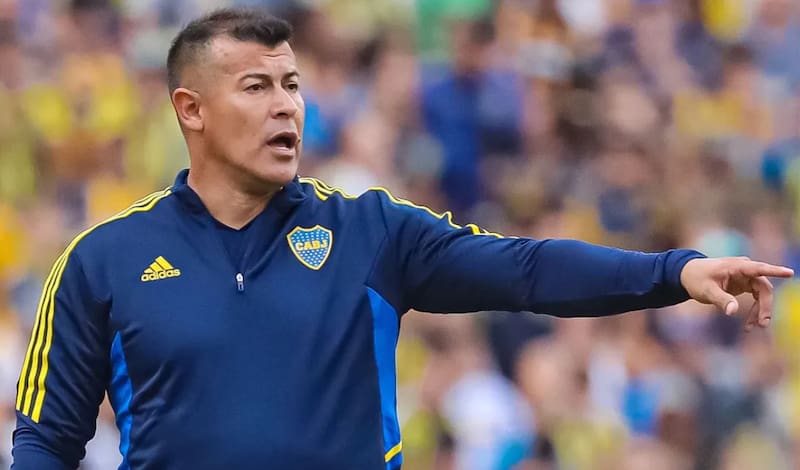 Jorge Almirón empieza su trabajo en Colo Colo.