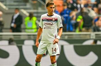 Diego Valencia pierde un interesado en Brasil y sigue en duda su futuro en la Salernitana