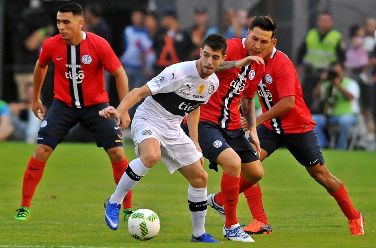 Atención ANFP: Posponen retorno al fútbol en Paraguay tras confirmarse más de 50 casos positivos en jugadores