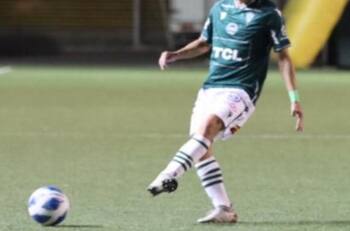 VIDEO | Hijo de Moisés Villarroel se descontroló al ser reemplazado antes de la media hora en Wanderers