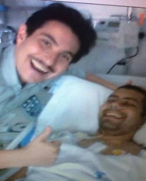 Una fotografía para el recuerdo de su hospitalización que el humorista subió a sus redes sociales. Crédito: @pedroruminot.