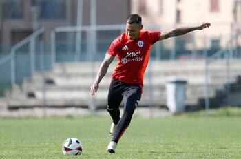 Eduardo Vargas vuelve a interesar en clubes brasileños tras su buena actuación en La Roja