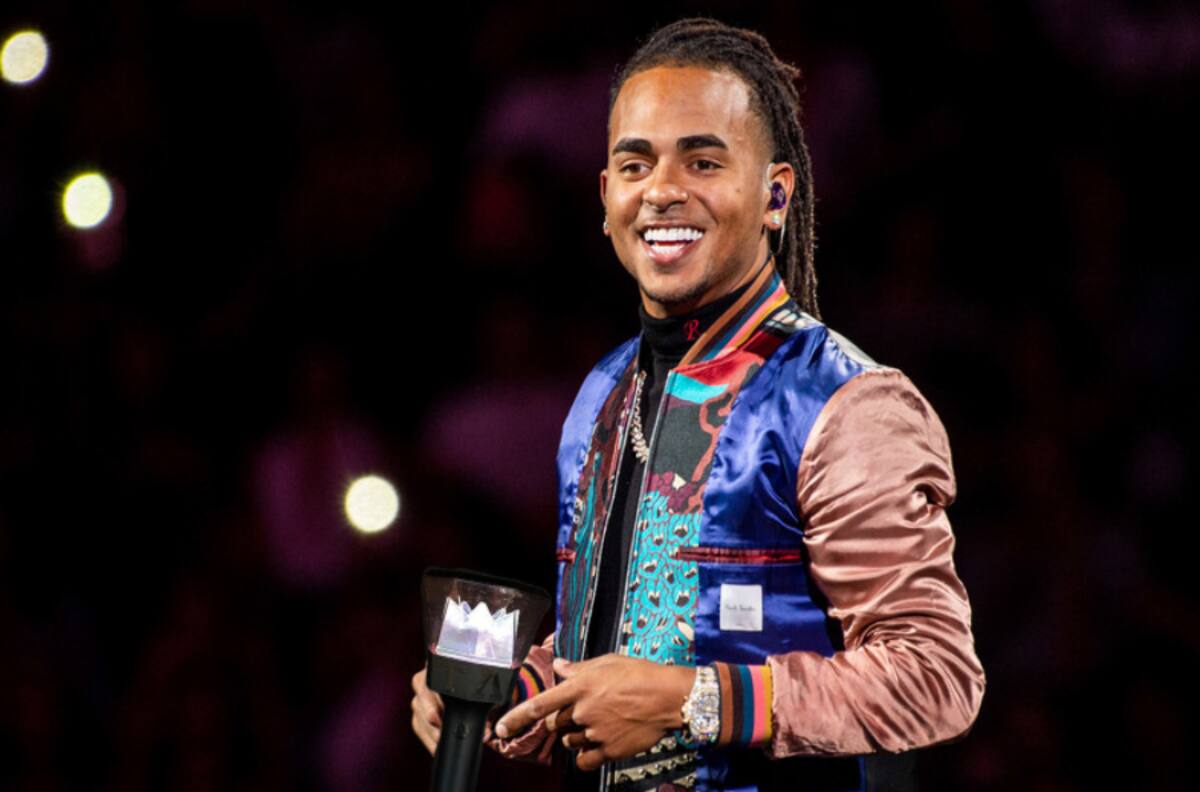 Ozuna se subió al ring para entrenar boxeo junto a Floyd Mayweather