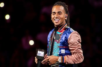 Ozuna se subió al ring para entrenar boxeo junto a Floyd Mayweather