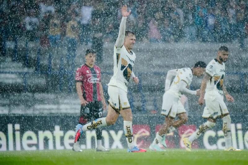 se va de Pumas. Foto: Instagram Aaron Ramsey.