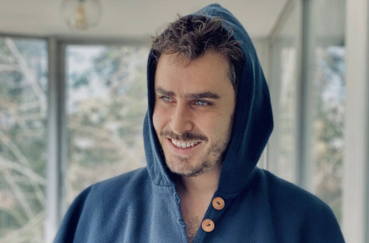 Nicolás Oyarzún participó en la masiva celebración por el triunfo de Gabriel Boric en las elecciones presidenciales