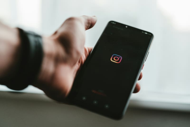 Aprende cómo restringir las cuentas en Instagram.