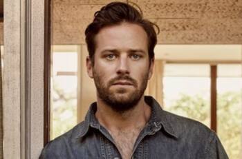 Expareja de Armie Hammer rompe el silencio tras escándalo de canibalismo: "No me sentía segura con él"
