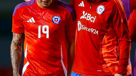 Se consolidó en Rusia y ahora su club adelanta su nominación a La Roja: “Está en el equipo”