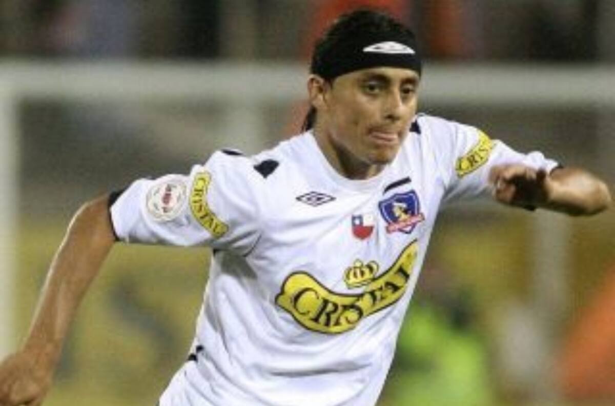 Giovanni Hernández: "Sería la felicidad más grande dirigir a Colo Colo"
