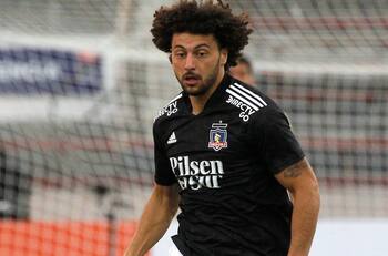 Maximiliano Falcón no le cierra las puertas a una salida de Colo Colo: "Me encantaría jugar en Nacional"
