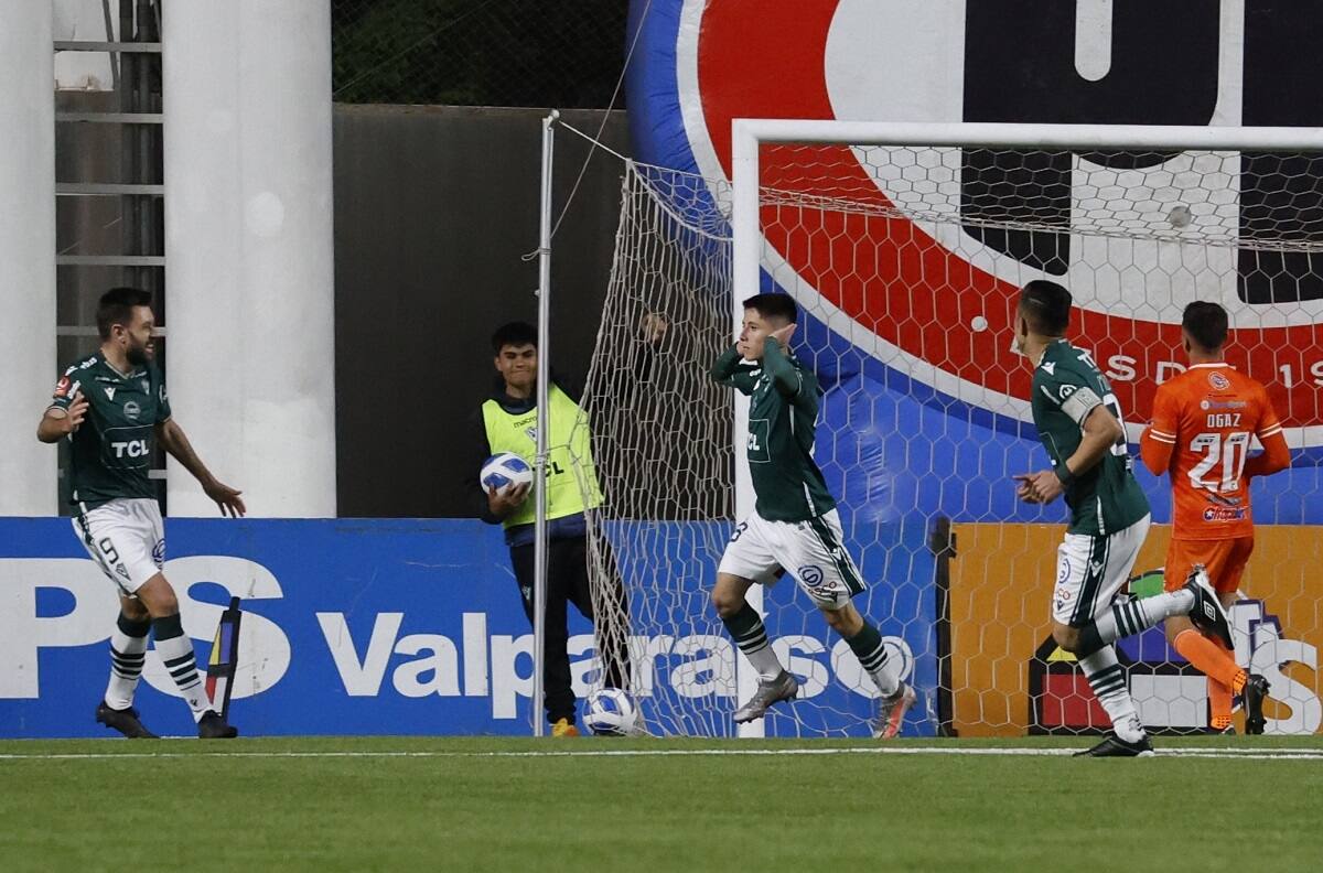 Ya piensa en el 2023: Santiago Wanderers aseguró la renovación de una de sus principales figuras
