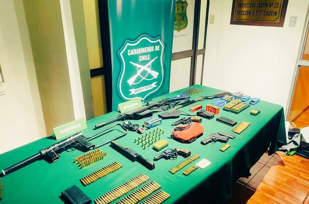 Decretan prisión preventiva para funcionario del Poder Judicial que portaba armamento de guerra