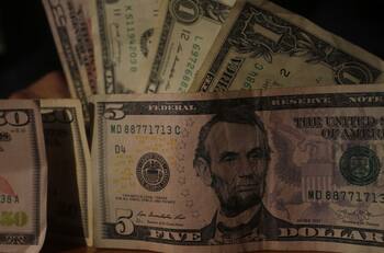 Dólar llegó a $1.000: ¿Cómo afecta el alza al bolsillo y la vida de los chilenos?