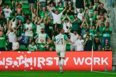 Juega en el extranjero, se ofreció para volver a Colo Colo y lo podría concretar en 2026: “Soy hincha del club”