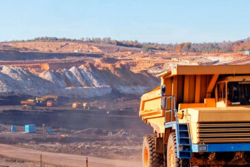 70 trabajadores deberán devolver millonario bono.