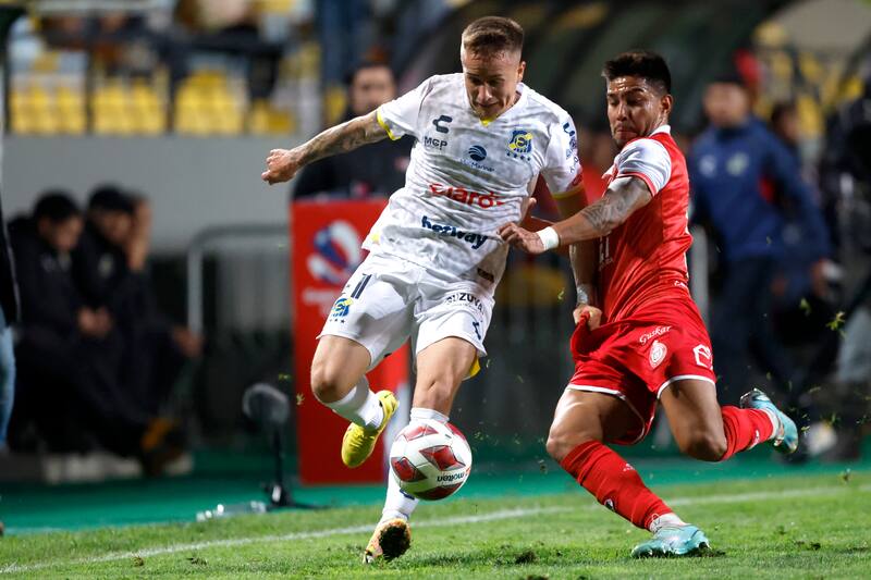 El lateral jugará la Copa Asiática por Palestina
Andres Pina/Photosport