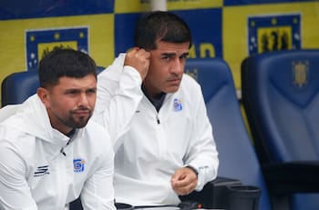 ¿Pérdida de puntos? Colegio de Entrenadores denuncia ante la ANFP irregularidades de Everton y La Calera