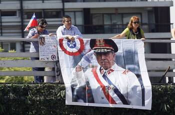 Hija de Augusto Pinochet recibió perdonazo del SII: condonó totalidad de multas y deudas