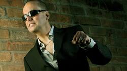 Juan Antonio Labra celebra 60 años de carrera en Teatro teletón