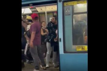 VIDEO | Hombre amenazó con una pistola a pasajeros en el Metro de Santiago