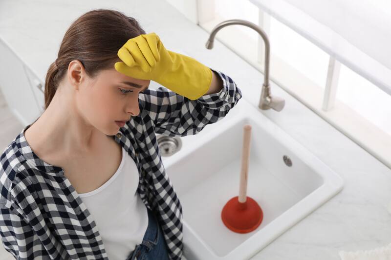 Así puedes quitar la suciedad atascada con este simple método.