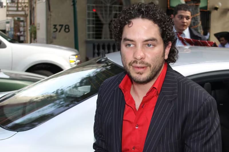 Uno de los amigos íntimos de Bragarnik e integrante de uno de los clanes familiares más poderosos de todo México. También llega a O'Higgins de Rancagua como propietario.