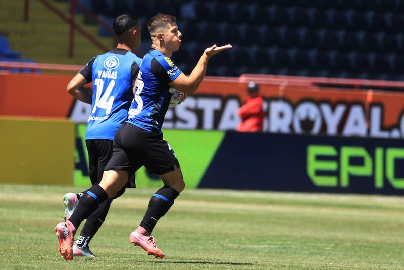 Los Acereros quieren seguir como líderes. Foto: Agencia Aton.