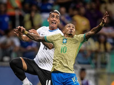 Fue ofrecido a Colo Colo, lo dirigió Bielsa y lo bajaron de la selección por no estar vacunado