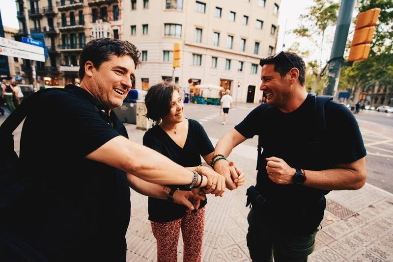 Pancho Saavedra y Jorge Zabaleta se reencontraron con viuda de Toni Espadas.