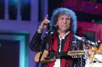 VIDEO| Fanático de Illapu sorprendió con su increíble parecido a Roberto Márquez