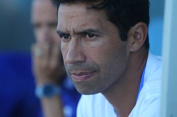 Más problemas en la UC: jugador entrará al quirófano y se perdería el resto de la temporada