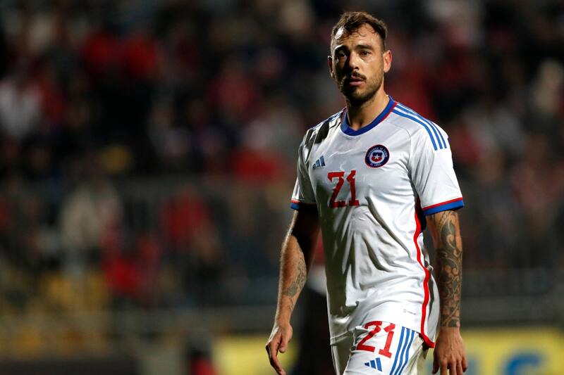 está en la órbita de Colo Colo.