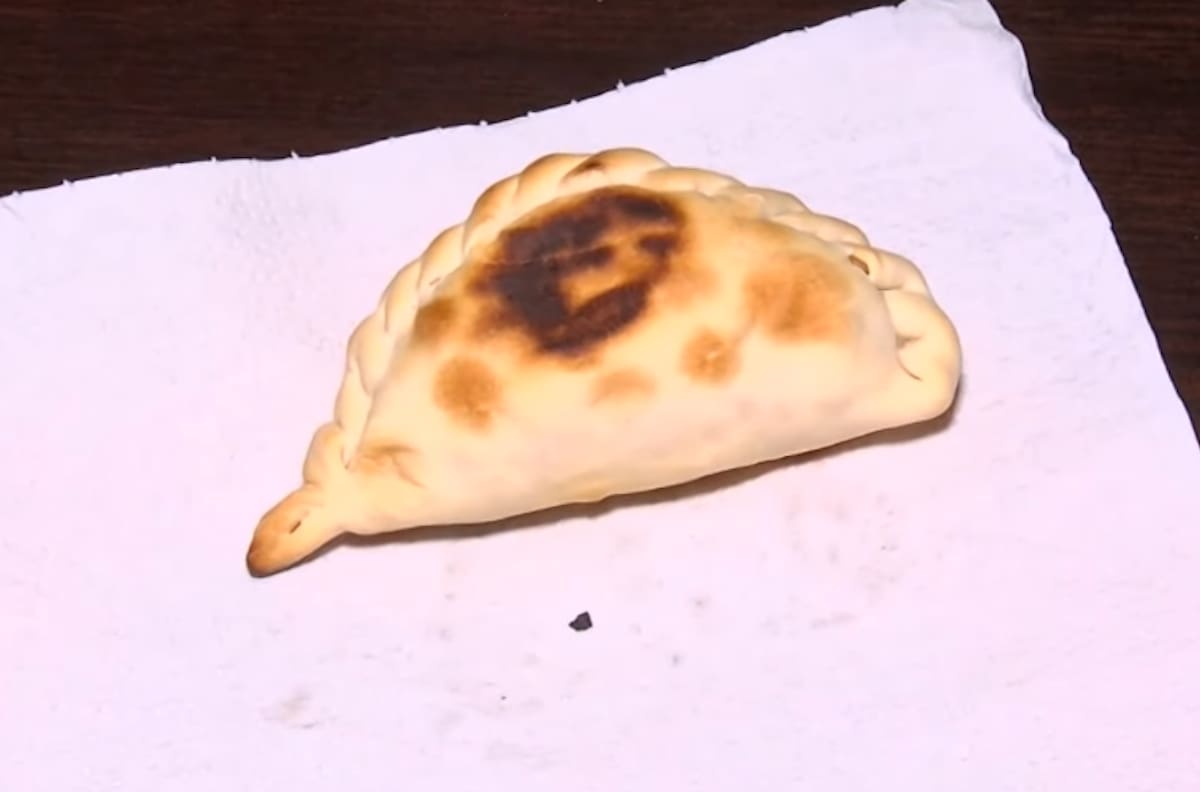 Milagro de Semana Santa en Argentina: familia encontró empanada con la cara de Jesús