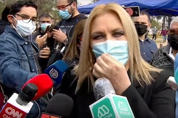Pamela Jiles se lanzó contra Sebastián Piñera: "Voto contra el asesino concha..."