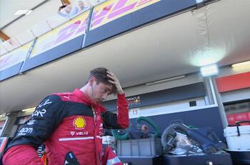 VIDEO| Desastre total de Ferrari: Charles Leclerc rompió su motor cuando lideraba el Gran Premio de Azerbaiyán