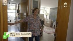 Acogedor y lleno de cuadros: Así es el departamento que María Elena Duvauchelle vive hace 10 meses