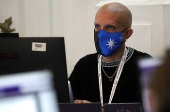 Préstamo por $27 millones para tratamiento de cáncer: Acusan falsa declaración de patrimonio de Rodrigo Rojas Vade